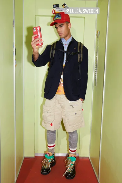 Look 14
